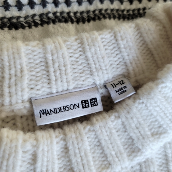 JW Anderson Uniqlo Cream Wool Sweater Size 11-12 - Picture 3 of 7